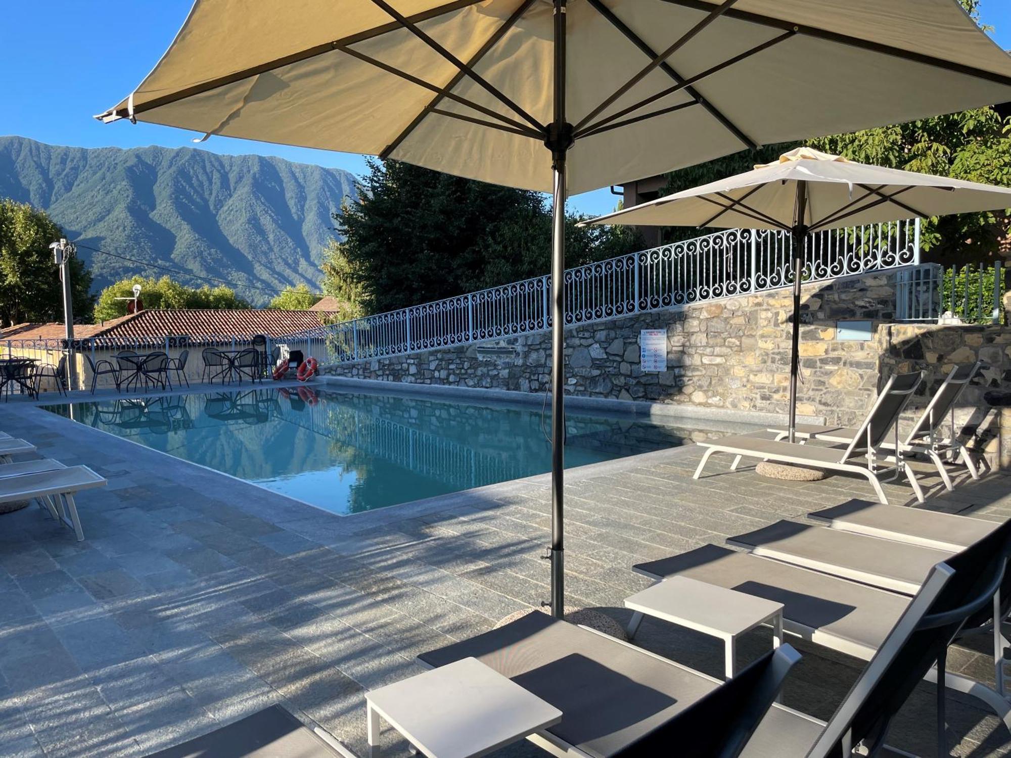 Hotel Lario Mezzegra Exterior foto